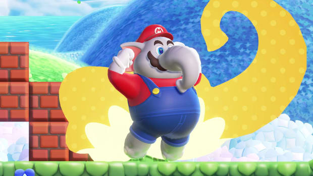 Mario in Super Mario Bros Wonder in the form of an elephant flexing