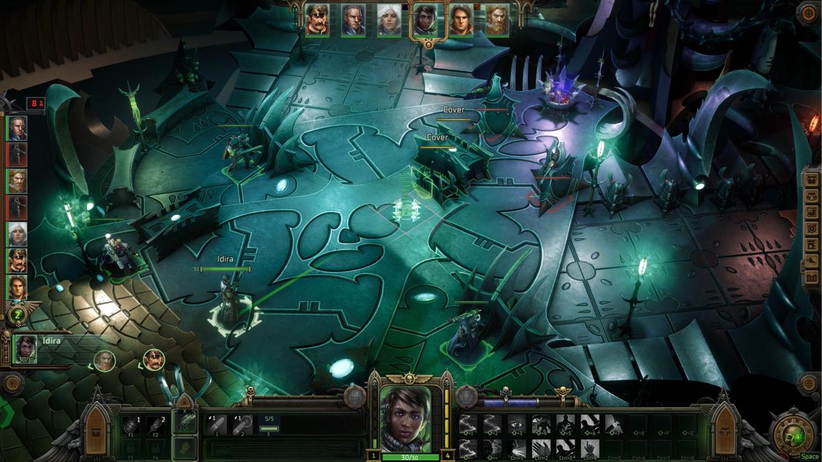 Warhammer 40,000: Rogue Trader battle screenshot.