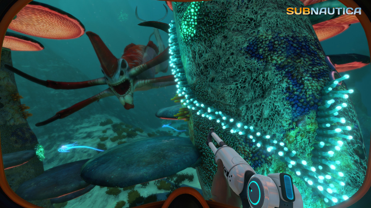 Subnautica screenshot of a strange underwater creature.